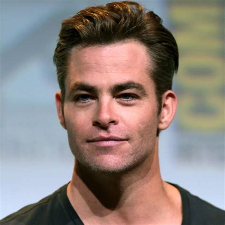 Chris Pine’s Net Worth, Age, Height, Weight, Girlfriend, Dating, Bio-Wiki
