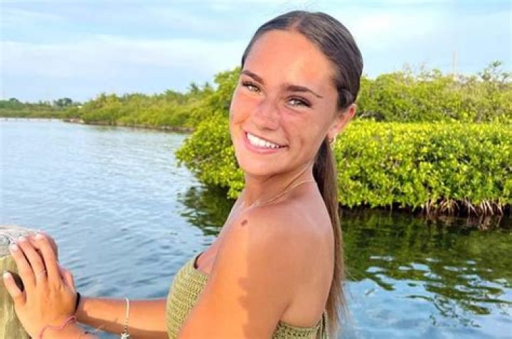 Delaney Short Height, Age, Boyfriend, Biography, Wiki, Net Worth