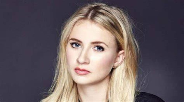 Eliza Bennett Height, Weight, Net Worth, Age, Birthday, Wikipedia, Who, Nationality, Biography