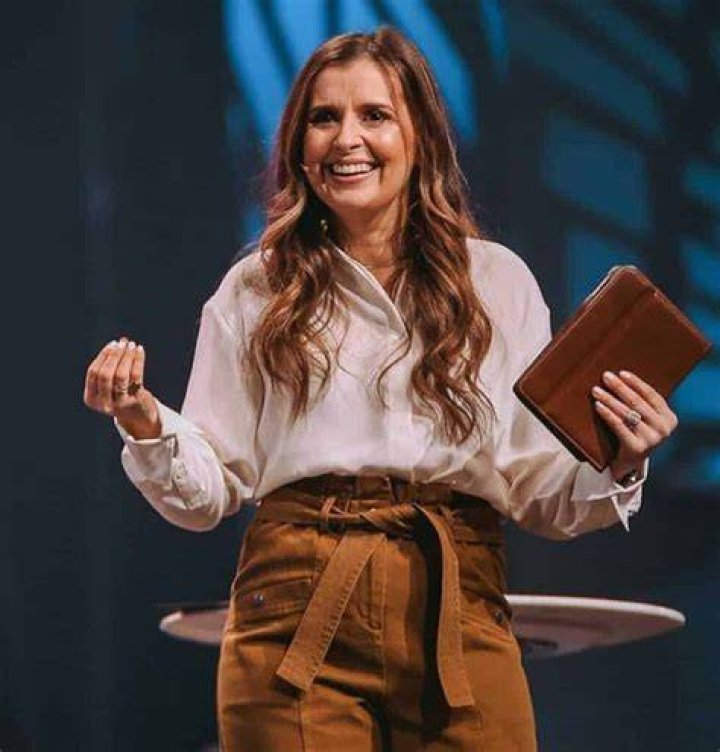 Holly Furtick Height, Weight, Net Worth, Age, Birthday, Wikipedia, Who, Instagram, Biography