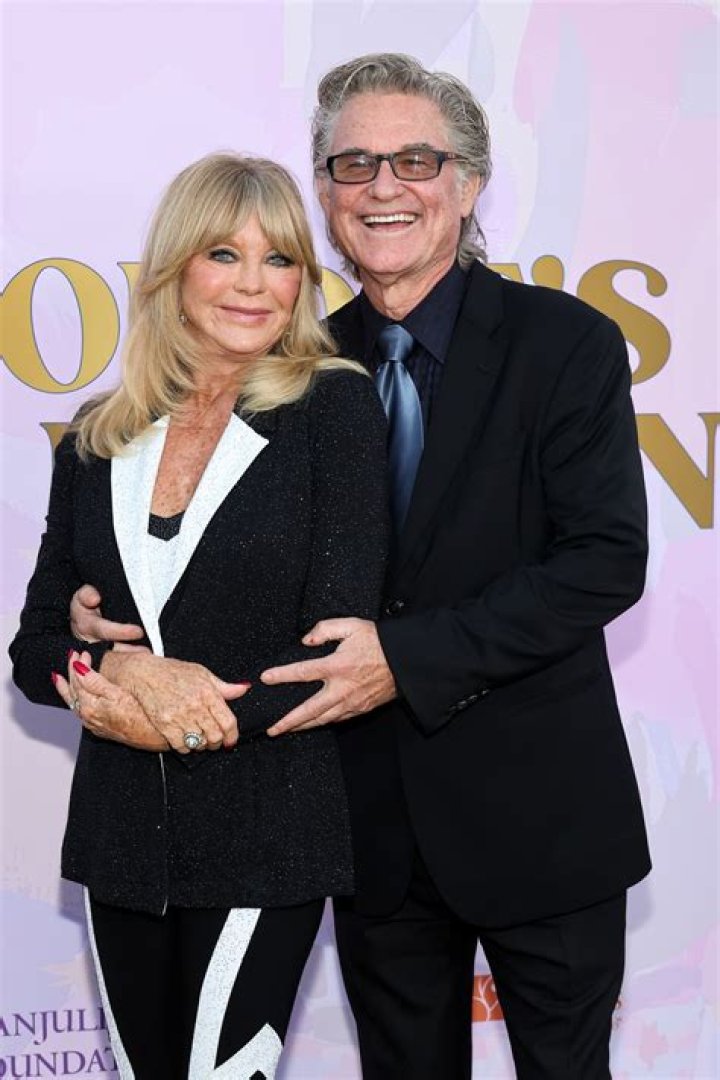 
Is Goldie Hawn Still Alive? Know Goldie Hawn Age, Daughter, Movies, Husband And More 