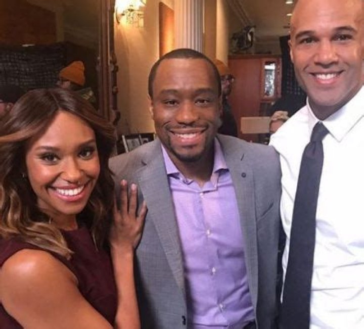 
Is Marc Lamont Hill Married to Wife? Or Dating a Girlfriend? 