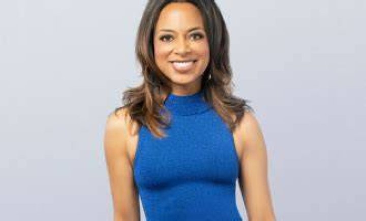 
Is Nischelle Turner Pregnant | Baby Bump And Husband 