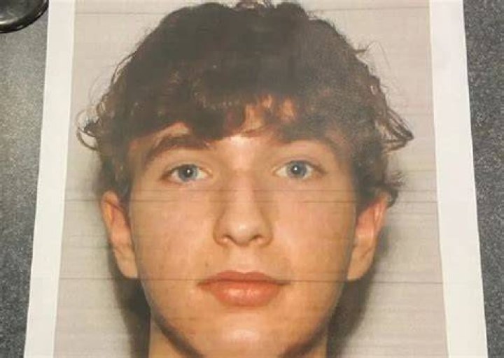 
Jonathan Spearman is the Indiana gunman who opened fire at the Greenwood Mall; has he been arrested? 