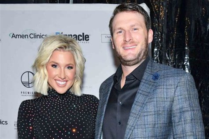Lindsie Chrisley Husband Career Net worth and Biography