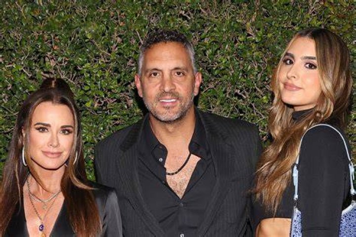 
Mauricio Umansky Children: Sophia, Portia And Alexia Umansky Age Gap Explored 