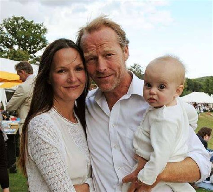 Meet Iain Glen Kids Finlay, Mary And Juliet Glen Wife And Family Detials