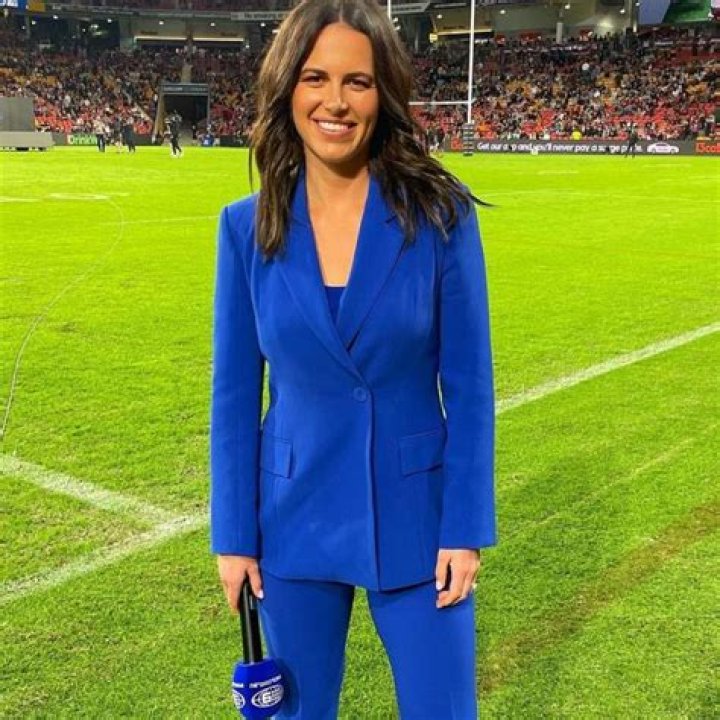 
NRL Reporter Danika Mason Appears On The Sunday Footy Show, Here is What We Know About Her Partner and Fiance Todd Liubinskas 