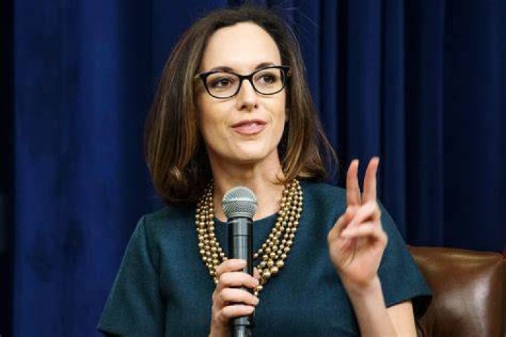 Sarah Isgur Height, Weight, Net Worth, Age, Birthday, Wikipedia, Who, Instagram, Biography