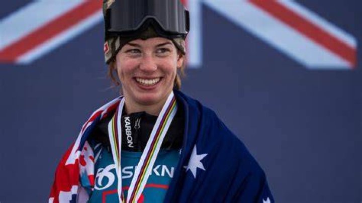 
Tess Coady Height, Weight, Net Worth, Age, Birthday, Wikipedia, Who, Nationality, Biography 