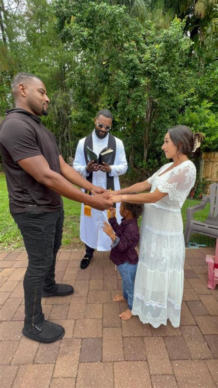 
Who Is Angelo Dawkins Married To? Everything We Know About His Married Life 