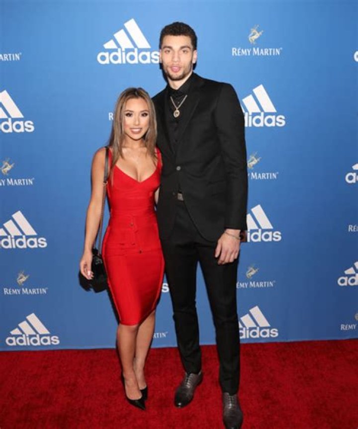 Who Is Hunter Mar? Zach Levine Girlfriend- Age Parents And Instagram