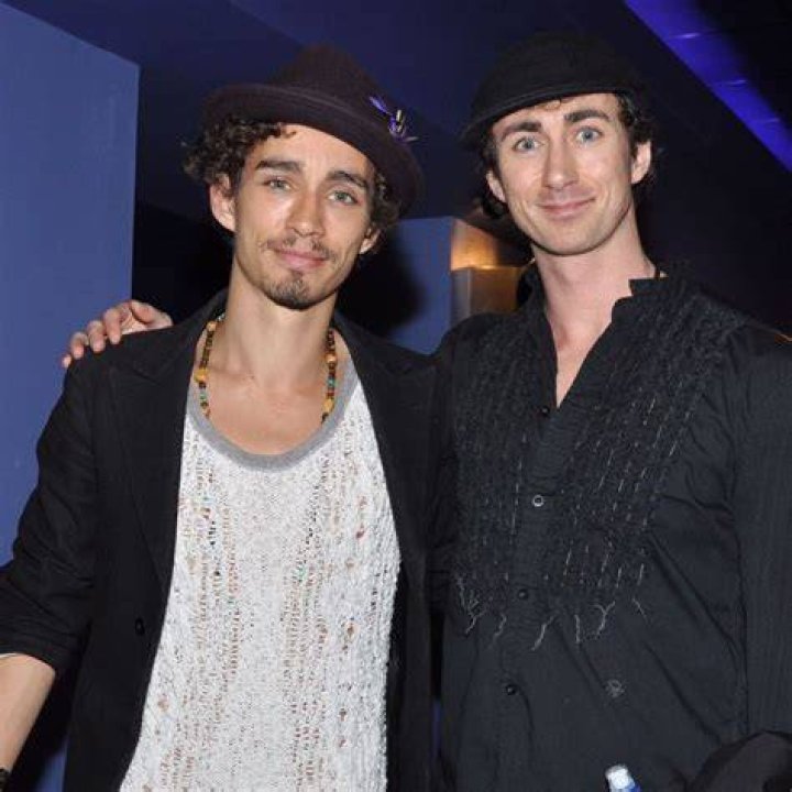 Who Is Joe Sheehan: Father Of Robert Sheehan