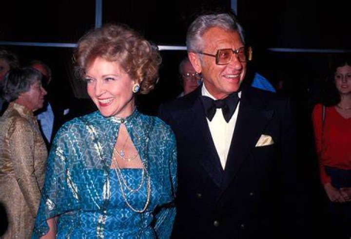
Who Is Sarah Ludden, Allen Ludden’s Daughter and Betty White’s Step-Daughter? 